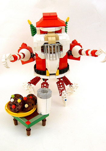 Illustration for article titled Lego Santa Crab Will Eat Your Cookies, Drink Your Milk, Kill You